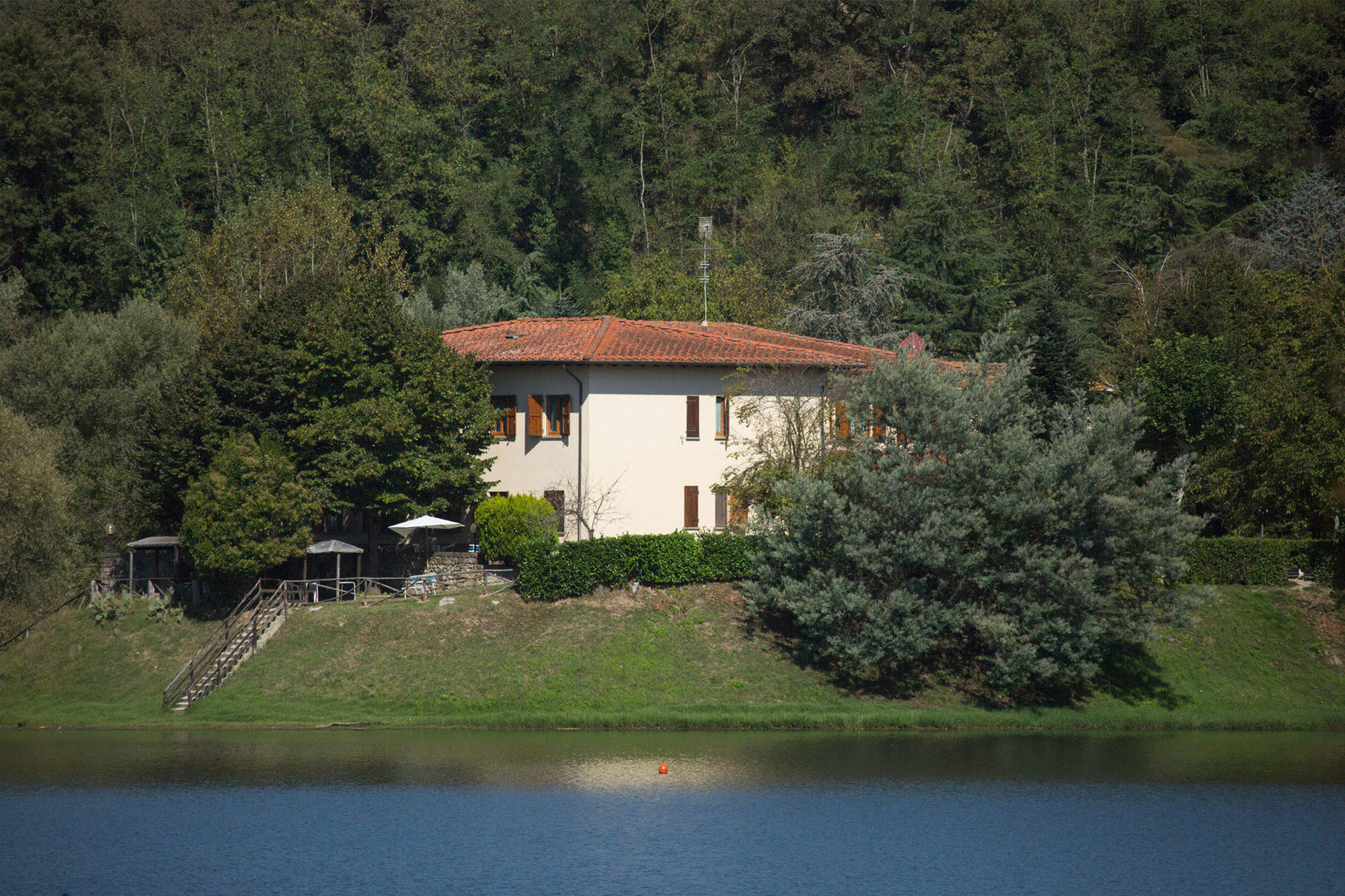 Hotel Del Lago Cavriglia Luaran gambar